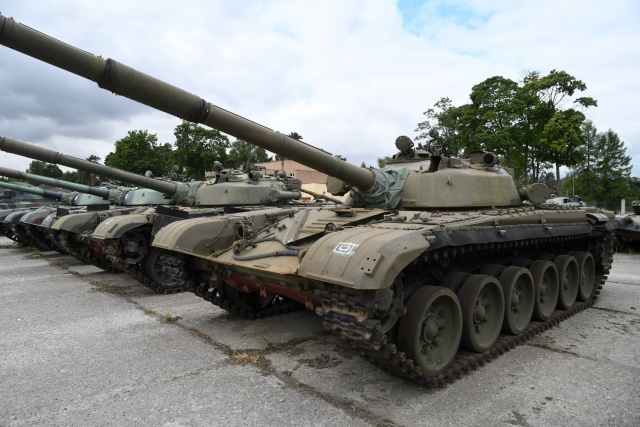 Czołg T-72_1.jpg 